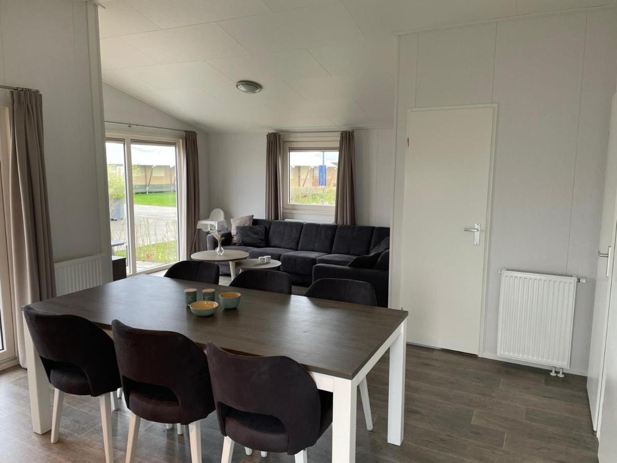 Chalet Op Gezellige Familiecamping Bij Zee Kamperland Zewnętrze zdjęcie